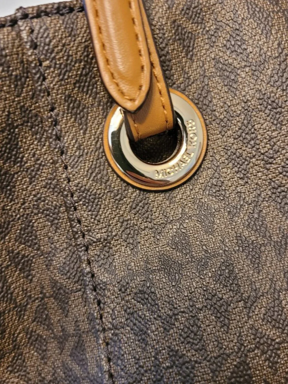 Michael Kors Jet Set East West Signature Tote
